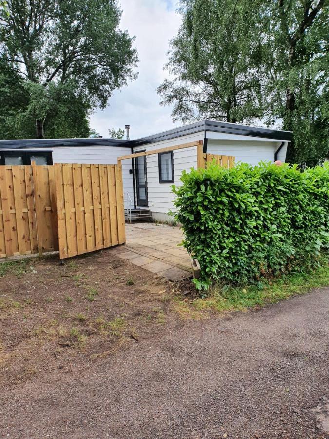 Comfortabel En Gezellig Familie Chalet Tot 6 Personen Op De Veluwe Bungalowpark De Kern Putten Dış mekan fotoğraf