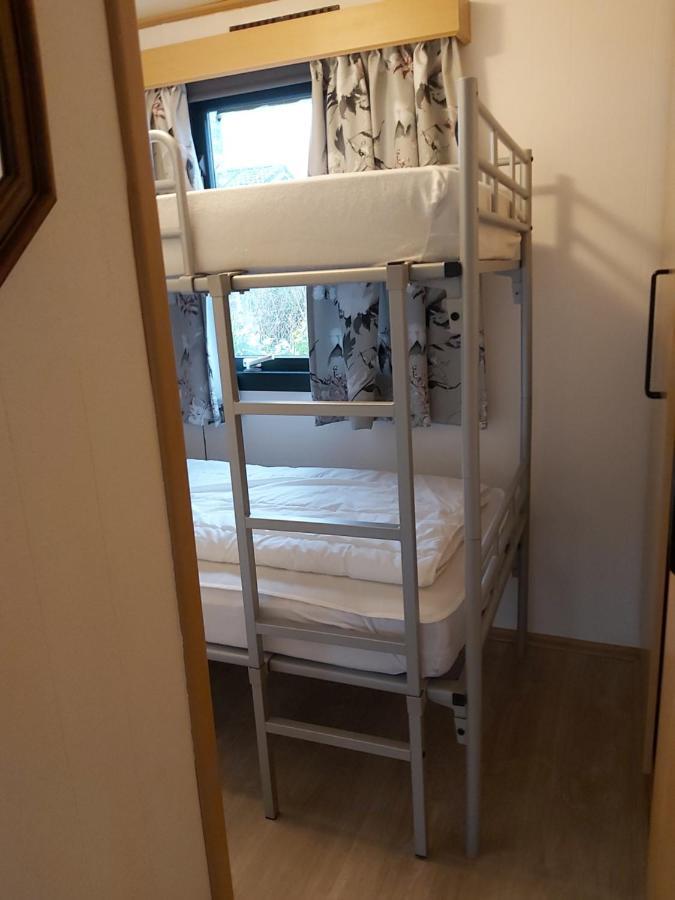 Comfortabel En Gezellig Familie Chalet Tot 6 Personen Op De Veluwe Bungalowpark De Kern Putten Dış mekan fotoğraf
